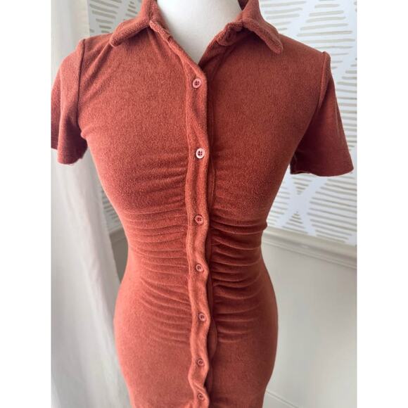 White Fox Women’s XS Rust Terry Cloth Ruched Mini Dress - Picture 3 of 8